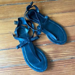 Frye Black Rachel T Leather Strappy Sandal